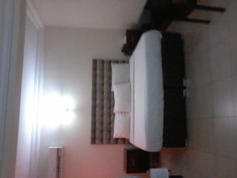 Knightsbridge Hotel Ikeja Kültér fotó