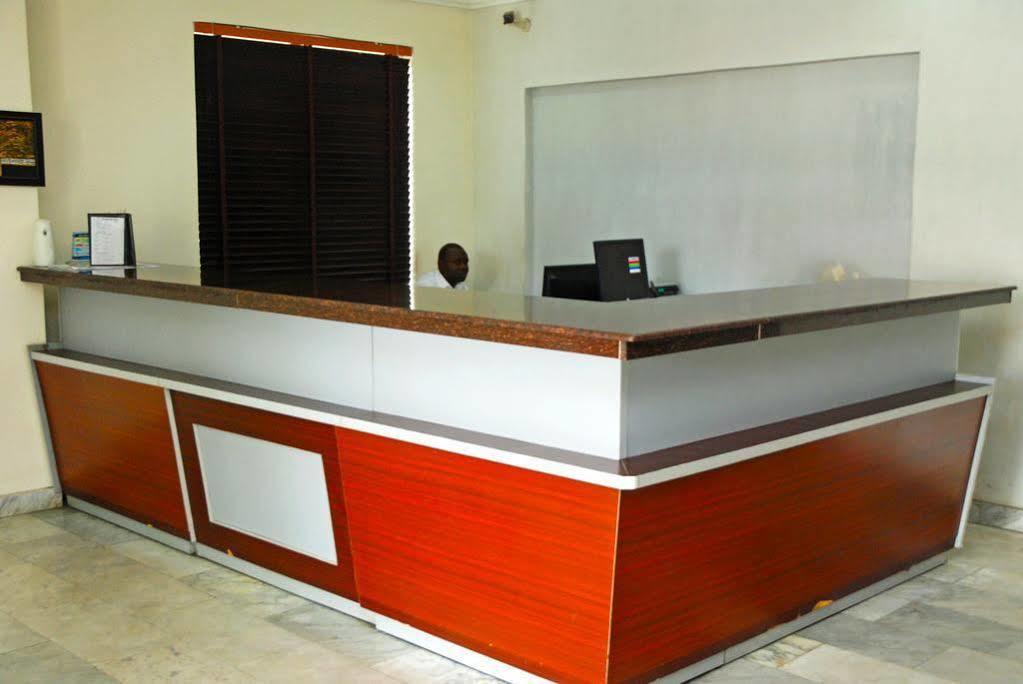 Knightsbridge Hotel Ikeja Kültér fotó